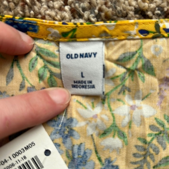 Old Navy Yellow Floral Dress - Picture 4 of 7